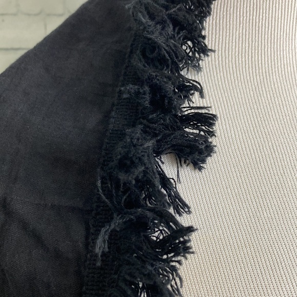 De La Rosa Plau Black Poncho Fringe Shawl Designer OS Boho Lagenlook Longline - Picture 5 of 16